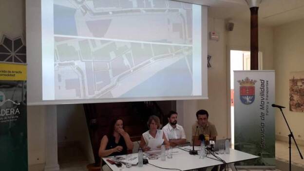 Manrique para adornar la avenida