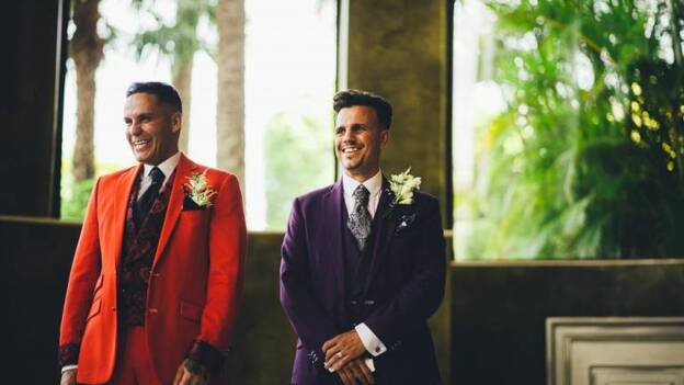 Boda original, Alexis Sánchez y Oliver Alemán