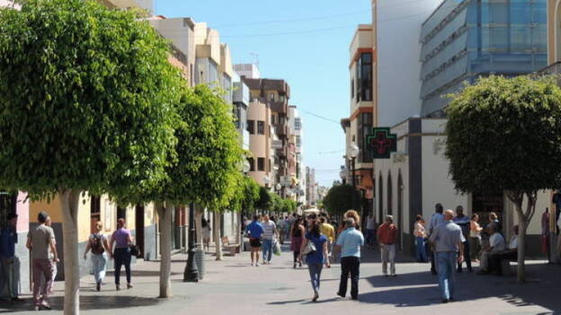 Detenidos por agredir a un hombre para robarle el maletín