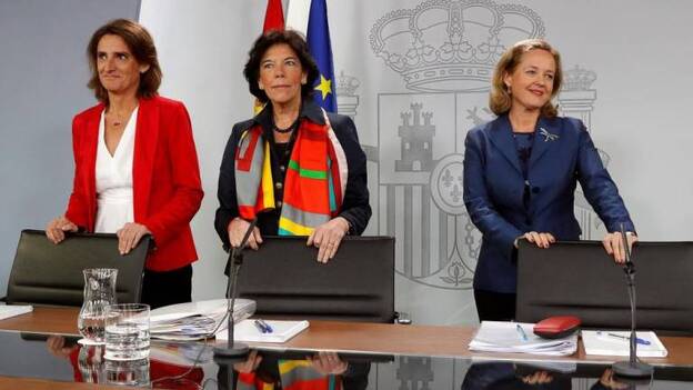 El Gobierno suspende 6 meses el impuesto a la generación eléctrica