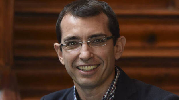 Olivera cobrará 105.000 euros al año tras ser nombrado presidente de la ZEC