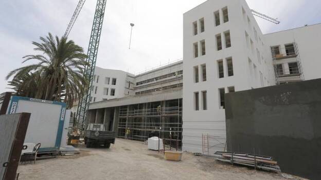 La remodelación del Fariones se atasca