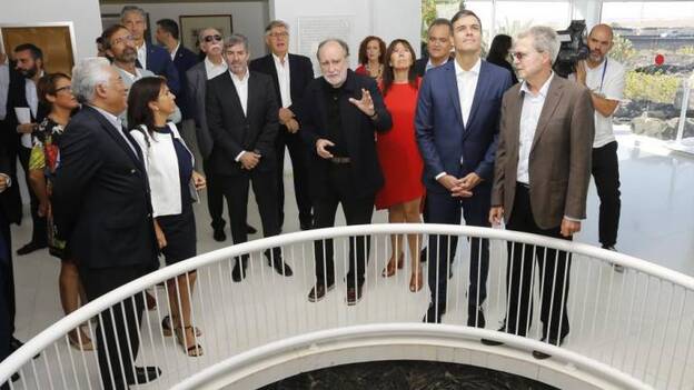 Clavijo critica el «desprecio» de Sánchez a los canarios