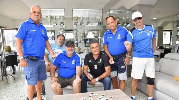 El derbi del dominó canario se dirime en el Victoria