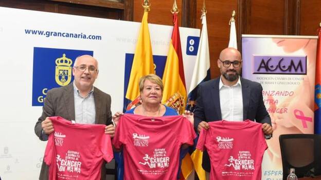 Una marea rosa contra el cáncer en Gran Canaria