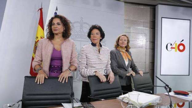 El Gobierno baja la previsión de crecimiento y mantiene su meta de déficit