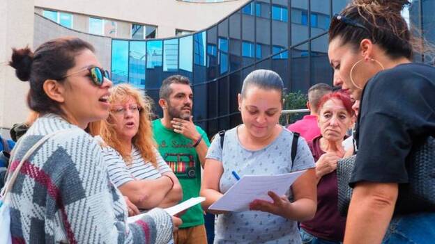 Suspendido el desahucio de las casas de Añaza