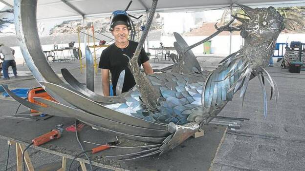 Al gallo de Cubas sólo le falta cantar