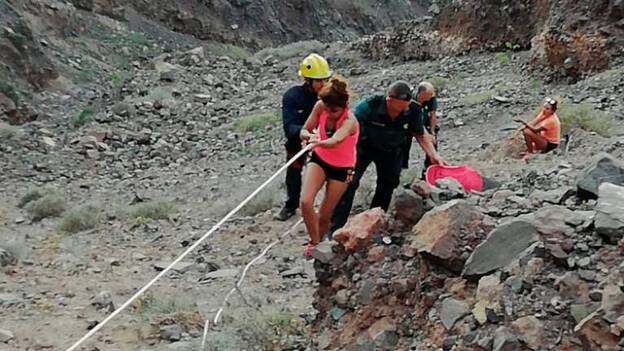 Rescatan a dos escaladoras que quedaron atrapadas en el Risco de Famara