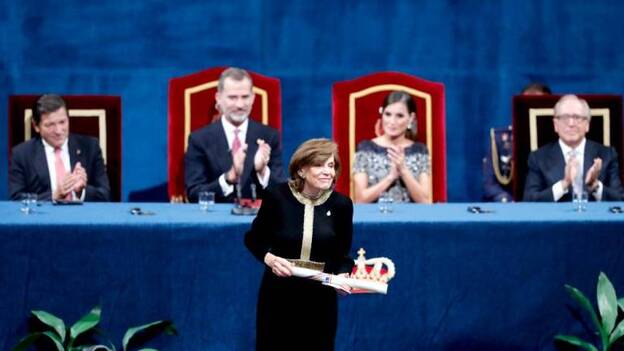 Felipe VI reivindica la Constitución como marco de "libertad y democracia"