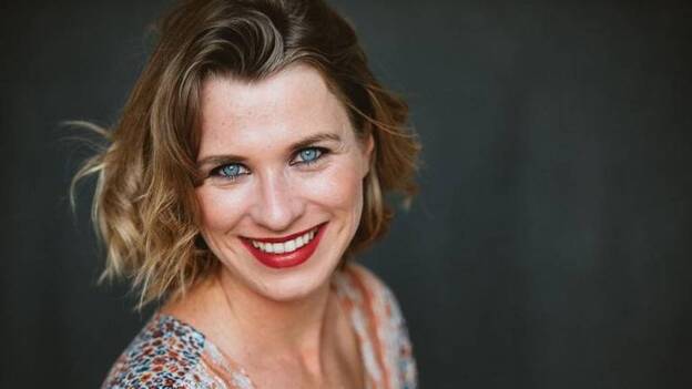 Aída Ballmann debuta tras la cámara con un corto solidario