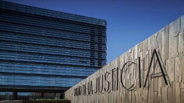 La Audiencia de Las Palmas suspende las deliberaciones sobre hipotecas