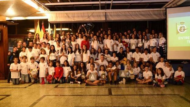 Fiesta de la vela ligera Entrega de trofeos