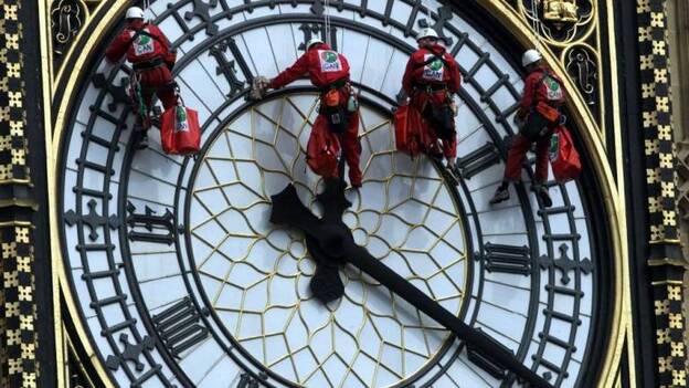 Llega el horario de invierno mientras se decide si se deja de cambiar el reloj