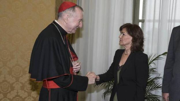 El Vaticano corrige a Calvo y la ministra se reafirma sobre la inhumación de Franco