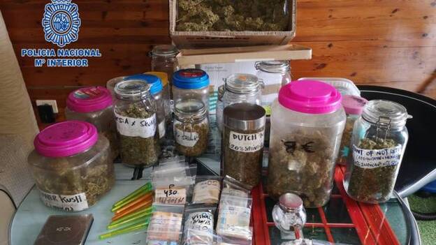 Tres detenidos por tráfico de drogas