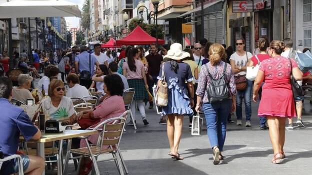 El comercio confía en las ventas de Navidad para salvar el año