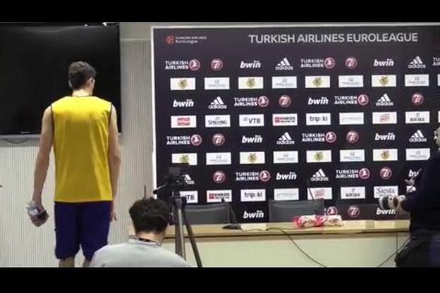 Paulí: «Es difícil conjugar la Liga y la Euroliga»