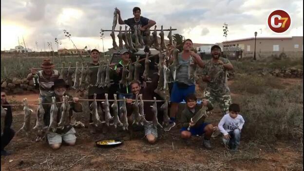 Indignación por un vídeo de unos cazadores en Fuerteventura