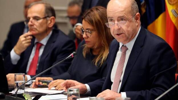 Los grupos no se creen que el gobierno apuesta por diversificar la economía