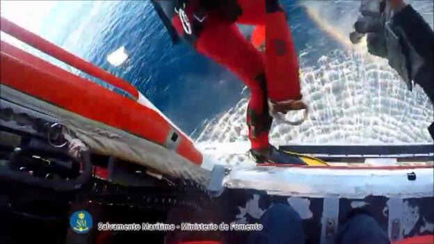 Imágenes rescate de los marineros realizado por Helimer 202