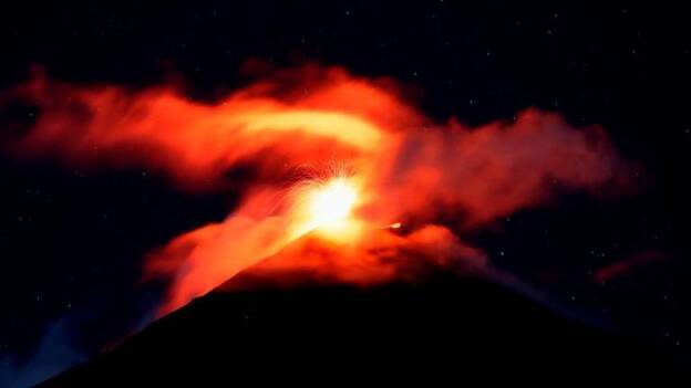 Miles de evacuados por la erupción del volcán de Fuego en Guatemala