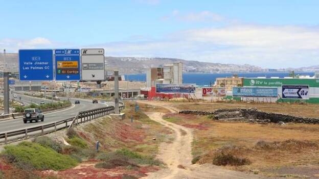 Urbanismo decreta la retirada de 39 vallas publicitarias a lo largo de la GC-1