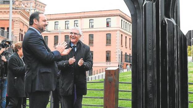 Canarias ve cerrado el convenio de carreteras y solo espera fecha