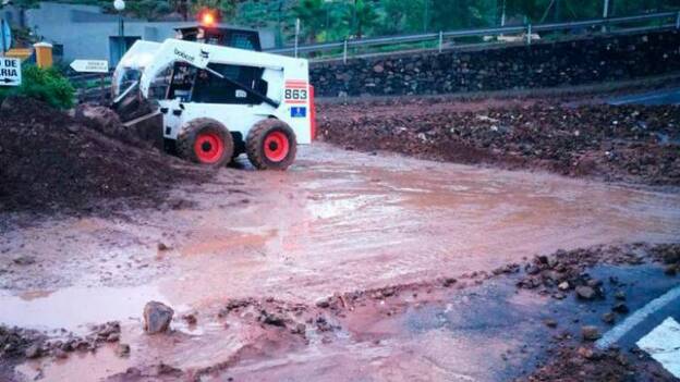 Varias carreteras cortadas al tráfico en Gran Canaria