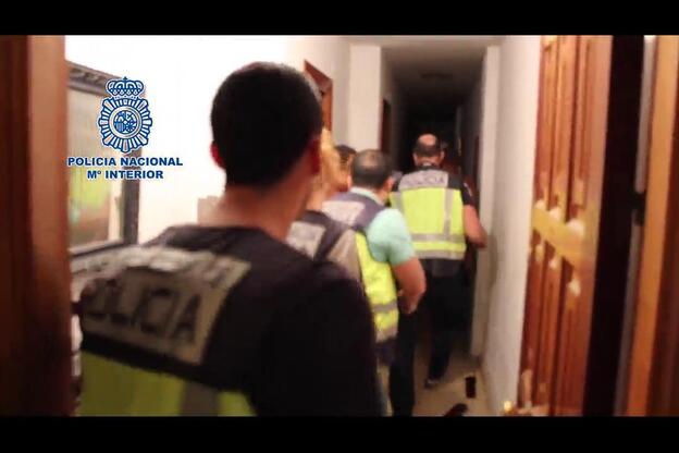 Desarticulan una red que prostituía a nigerianas y liberan a 13 mujeres