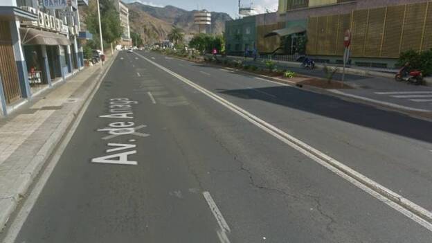 Cazan a un motorista a 132 km/h por la Avenida de Anaga