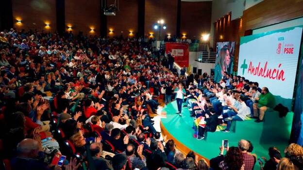 El penúltimo esfuerzo por captar al elector indeciso en Andalucía