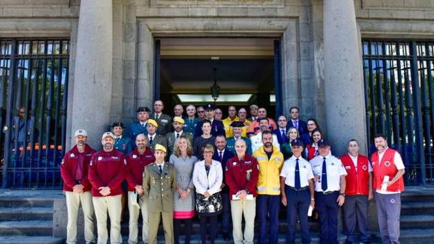 Entregan las Medallas al Mérito de la Protección Civil 2018