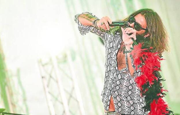 El rock y los libros reinan en la Alameda de Colón