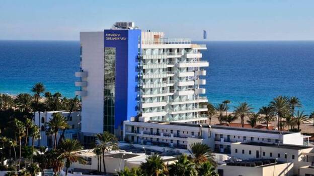 El club Robinson reabre al océano Atlántico