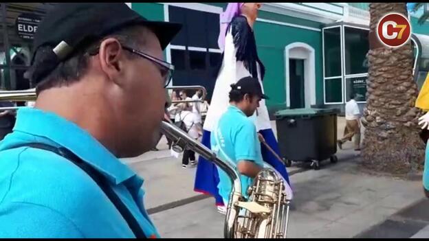 Los papahuevos invaden Santa Catalina