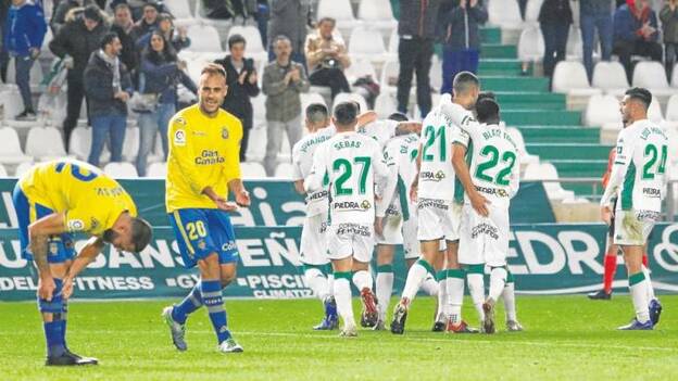 Miseria y vergüenza de la UD (4-1)