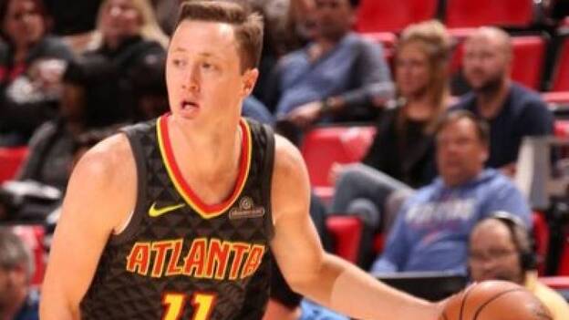 El agente del base Josh 'Superman' Magette anuncia su fichaje en el Herbalife