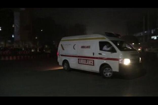 Al menos 48 muertos en el atentado a una sede del Gobierno en Kabul