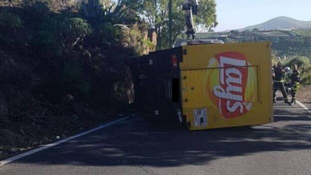 Fallece la mujer que volcó su furgón en el Balcón de Telde
