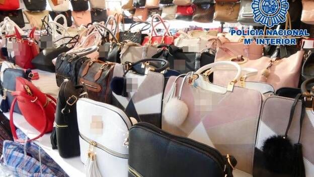 18 detenidos por falsificaciones en Maspalomas