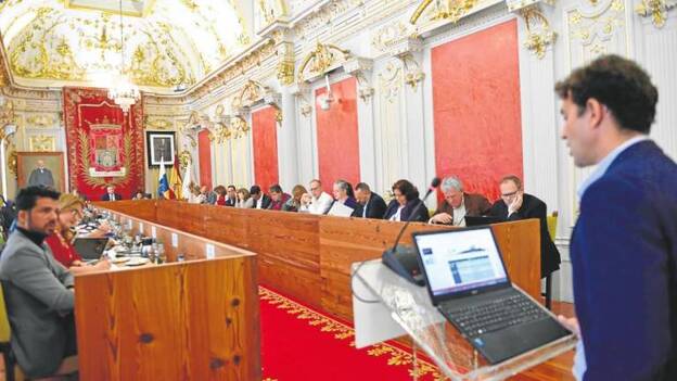 Plus para subir el sueldo a 9 directores