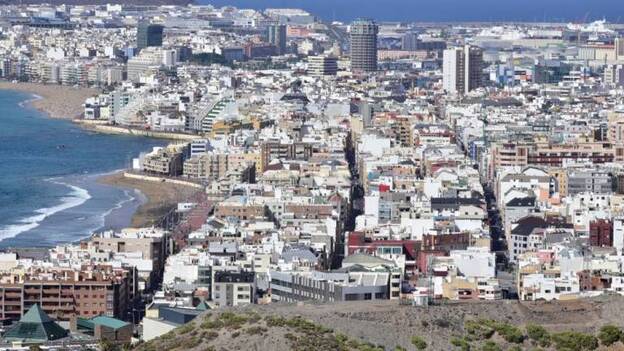 Los canarios necesitan más de siete años de salario para comprar una casa