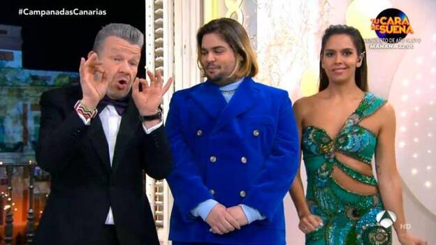 El ‘otro’ traje aplaudido de Pedroche era canario