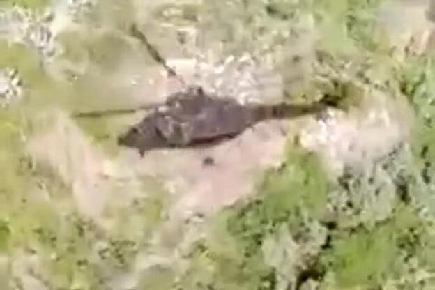 Un helicóptero rescata a una senderista en Anaga