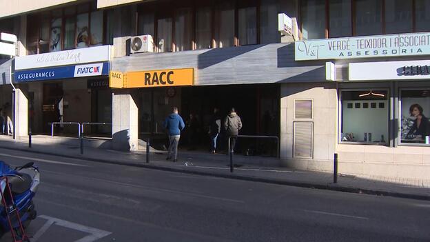 Buscan a la hija de la mujer asesinada a puñaladas en Banyoles