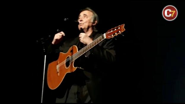 Joan Manuel Serrat conquista el Gran Canaria Arena