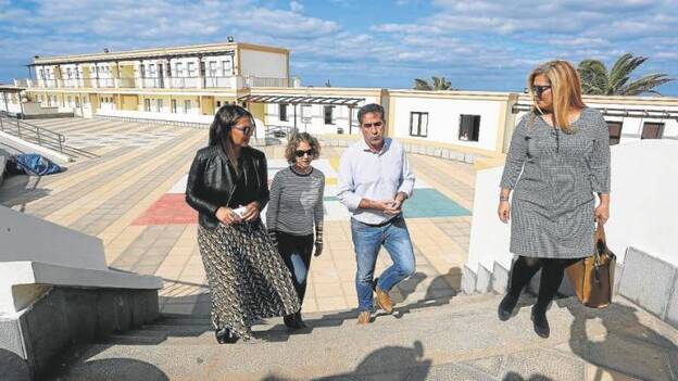 La eurodiputada Albiol reclama nuevas políticas contra las pateras