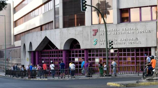 El Gobierno permitirá la jubilación anticipada pero con mayor cotización