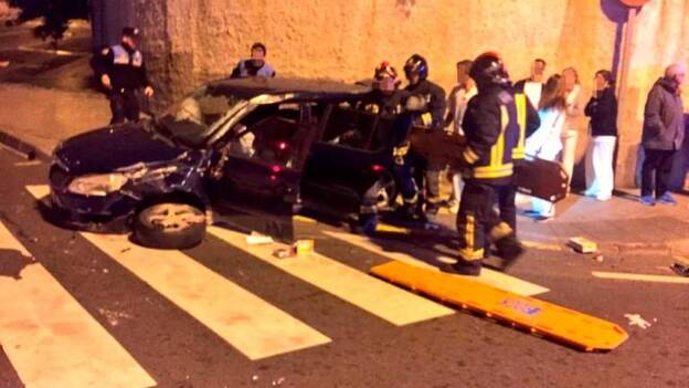 Detenido tras volcar triplicando la tasa de alcohol